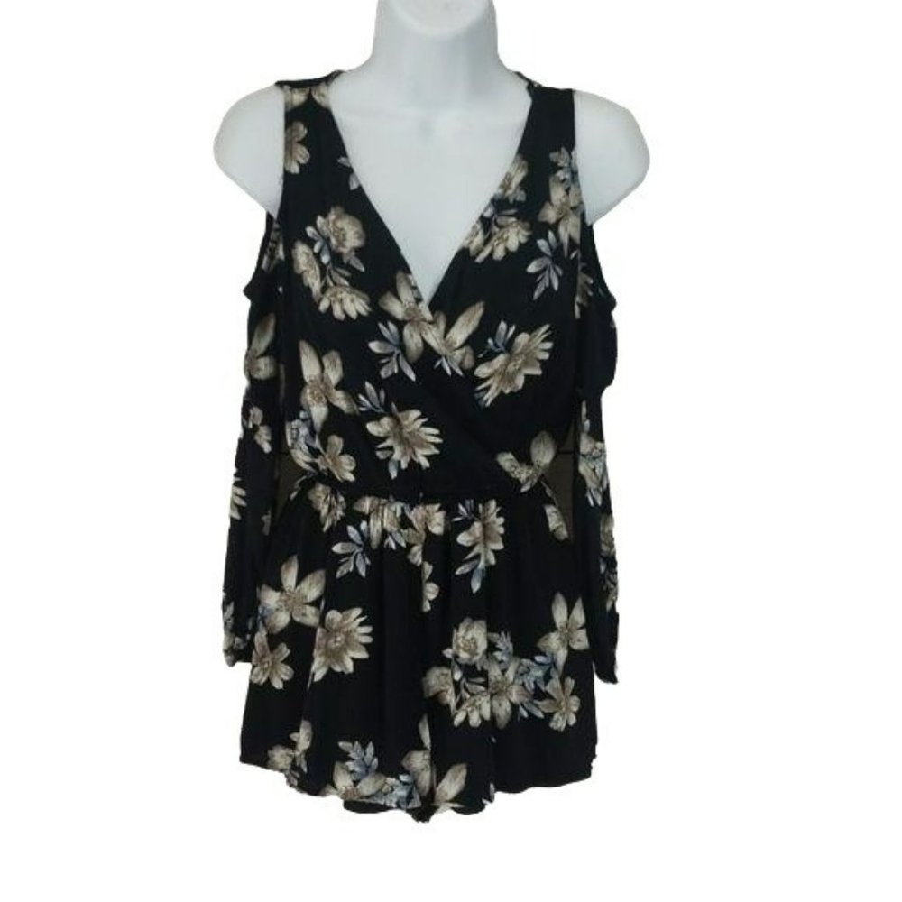 One Heart Clothing Women's Black Cold Shoulder Floral Print Romper